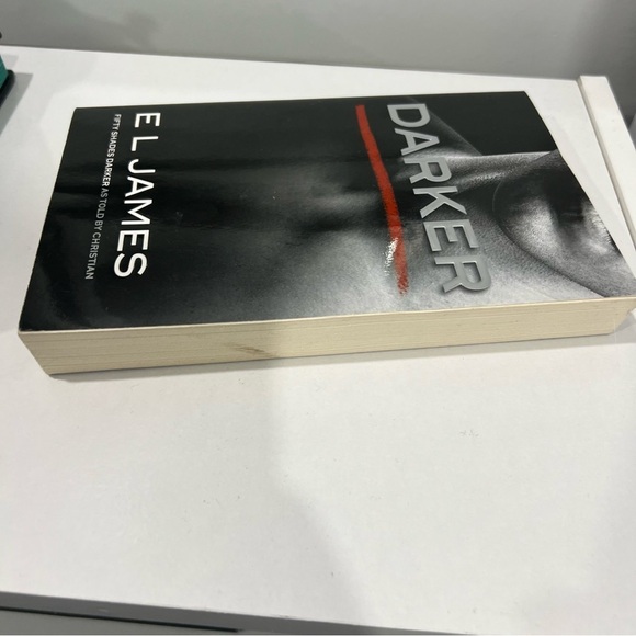 Fifty Shades as Told by Christian #2 Darker E.L. James - Picture 3 of 4